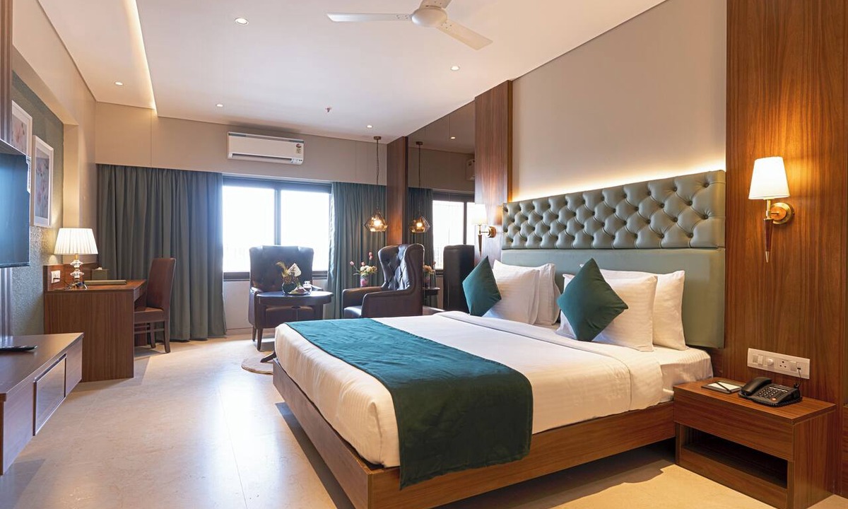 Viman Nagar Hotel | Regenta Magnus Viman Nagar Pune