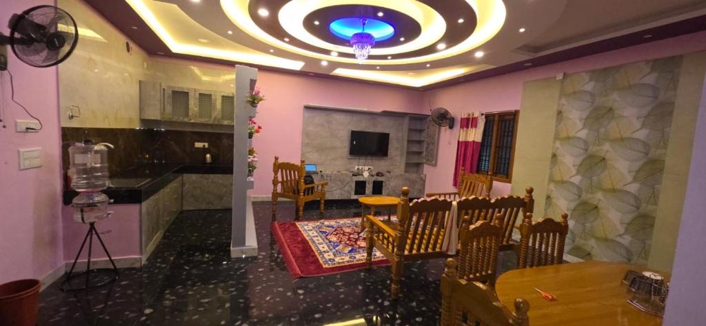 Melur Apartment | Royal Experiences Alagarkoil Gateway Madurai,