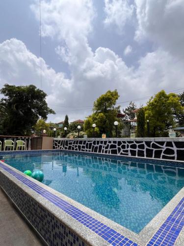 Kune N.m. House | Royal Villa 1 - Luxurious 2BHK Villa with Huge Pvt Swimming Pool