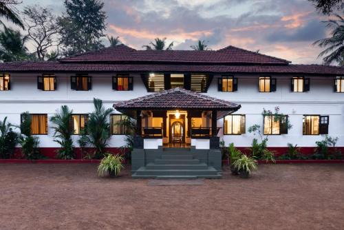 Thalassery Villa | SaffronStays Amaya - 5BR 300-year-old Kerala-style heritage home near Kannur Airport