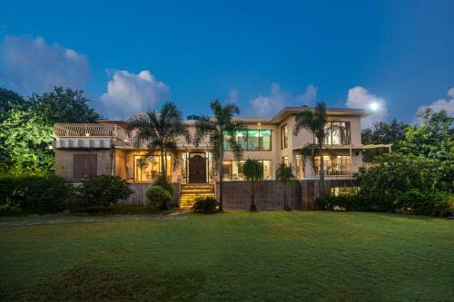 Alibaug Villa | SaffronStays Aura - 4BR luxury pool villa with gym, BBQ deck, lawns & indoor games near Kihim Beach