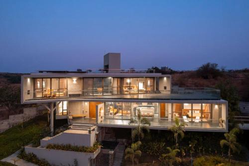 Igatpuri Villa | SaffronStays Dhruva by Lake Beale