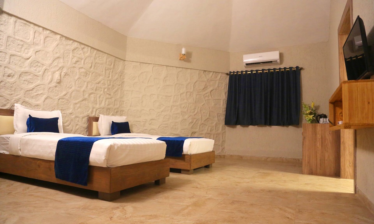 Khopoli Hotel | Sai River Resort