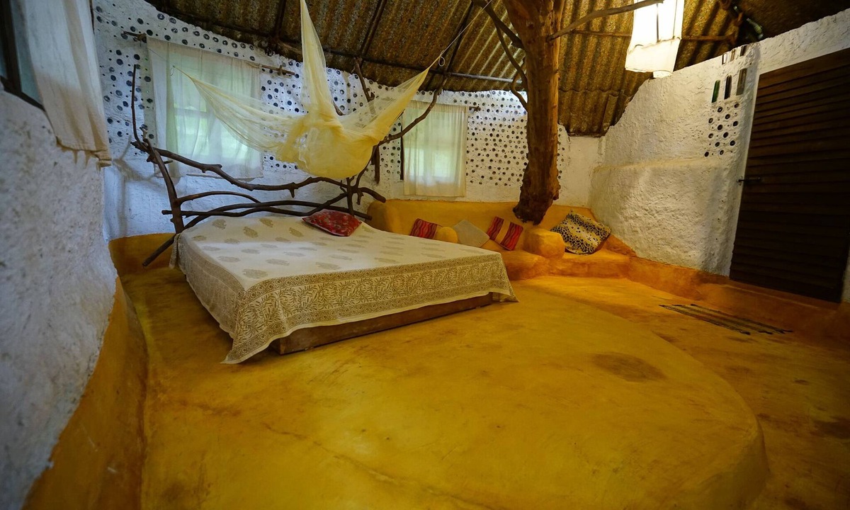Pilerne Bed & Breakfast | Saraya Art Cafe B&B