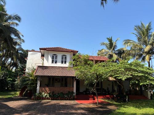 Mangalore House | Shangri-La Boutique Farmhouse Mangalore Airport