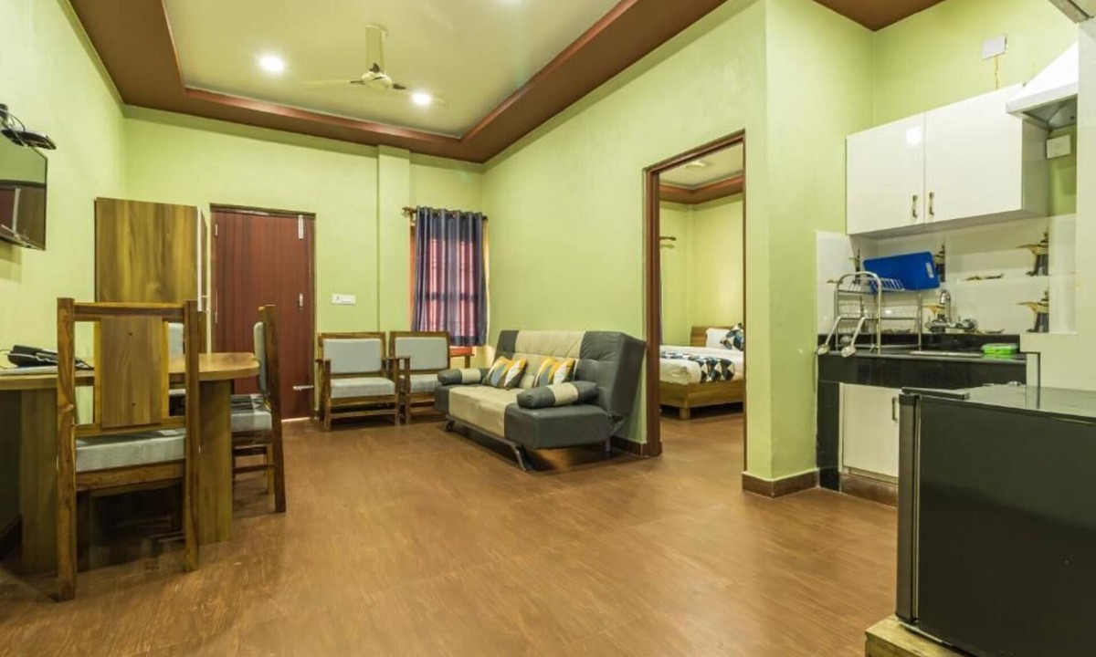 Sauraha House | sisaipark village