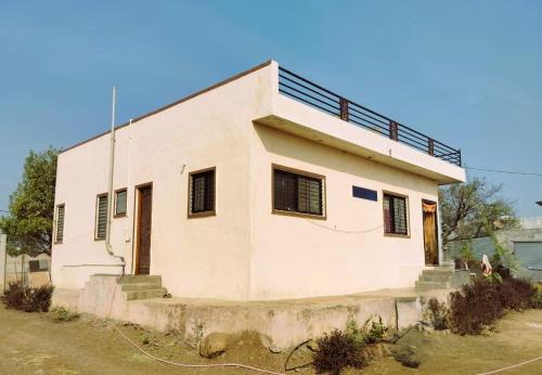 Solapur House | Solapur Comfort Stay - budget friendly private guest rooms