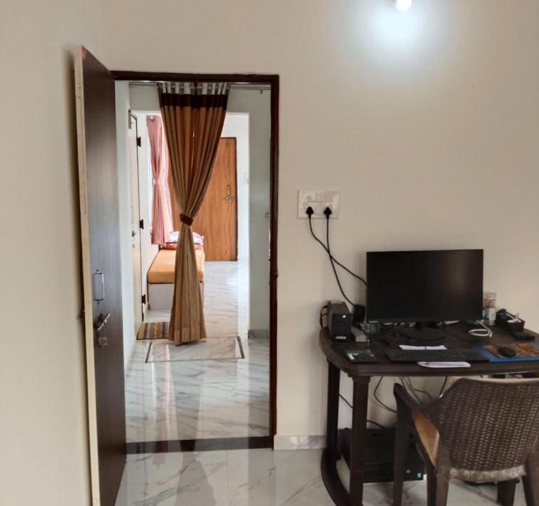 Wadgaon House | Spacious 1 BHK Terrace Sleeps 5 Near Lonavala