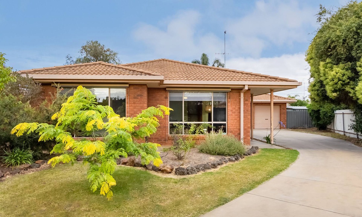 Echuca House | Spacious Pet Friendly Family Home