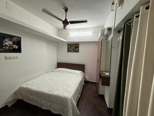 Thampanoor Apartment | Sree Saras homely stay near railway station