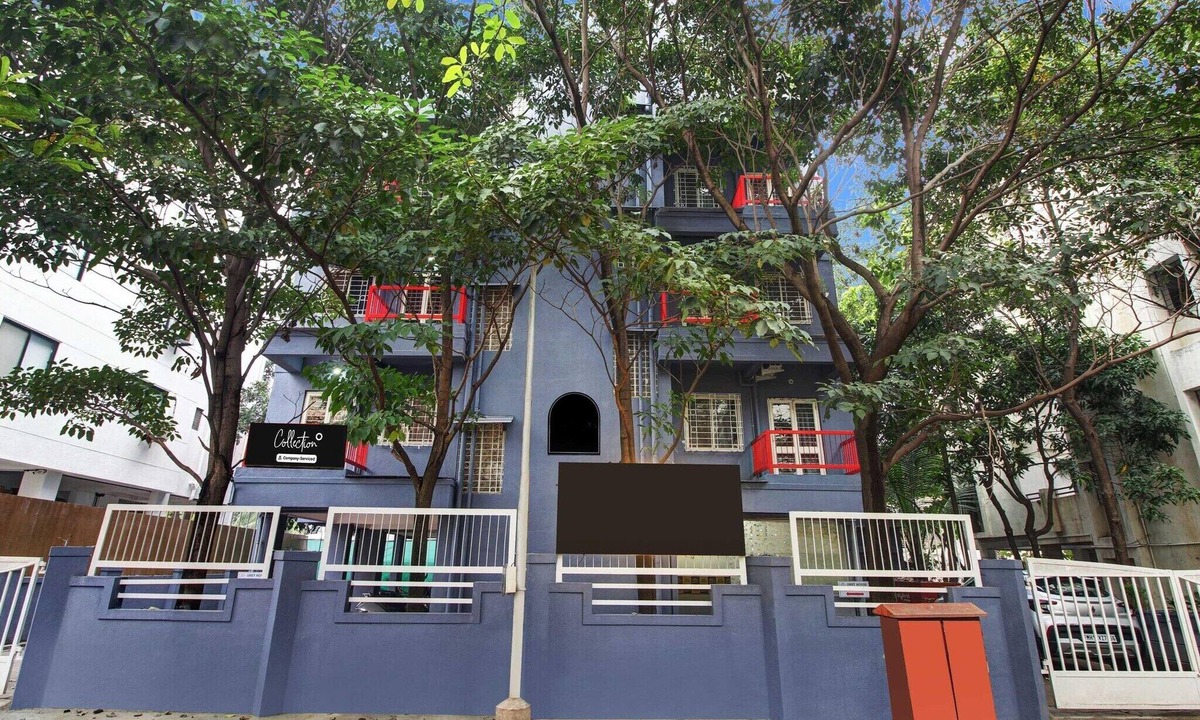 Baner House | Super Collection O Grey House