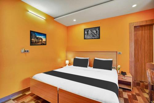 Kushalnagar Hotel | Super Townhouse Kushal Nagar Near KSRTC Bus Stand