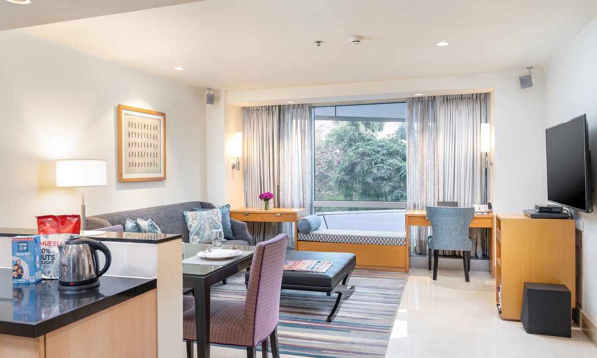 Wellington Pier Apartment | Taj Wellington Mews Luxury Residences