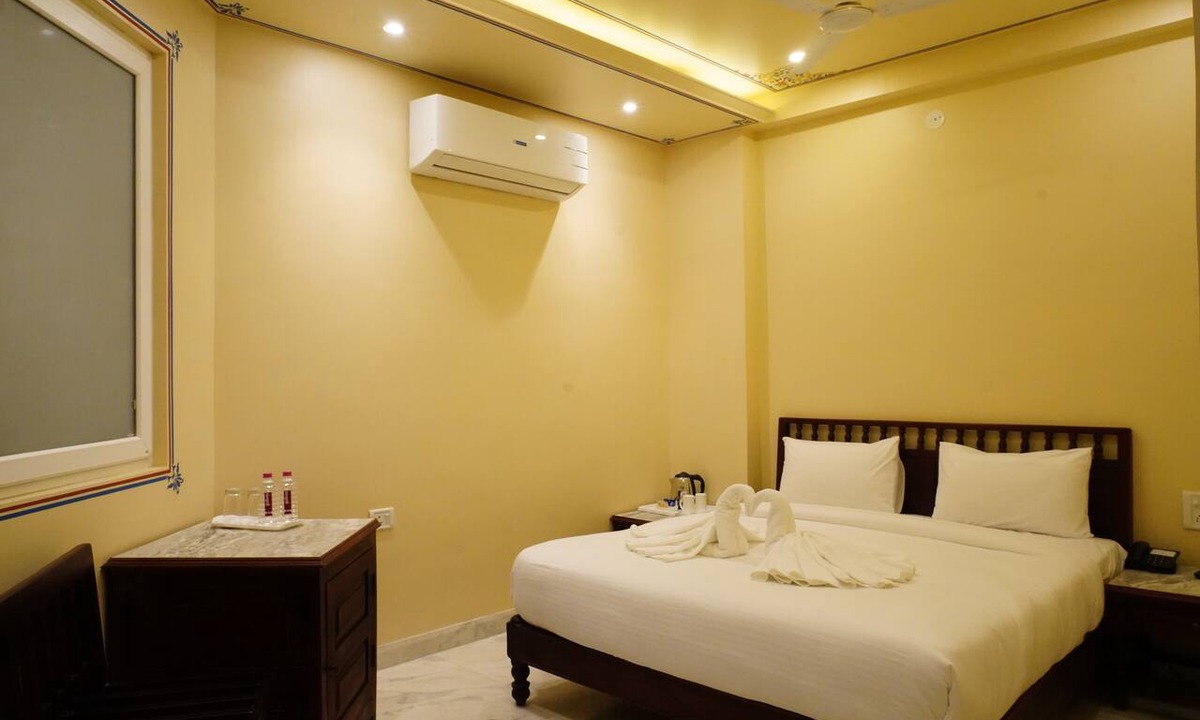 Durgapura Hotel | The Bayan Elegance