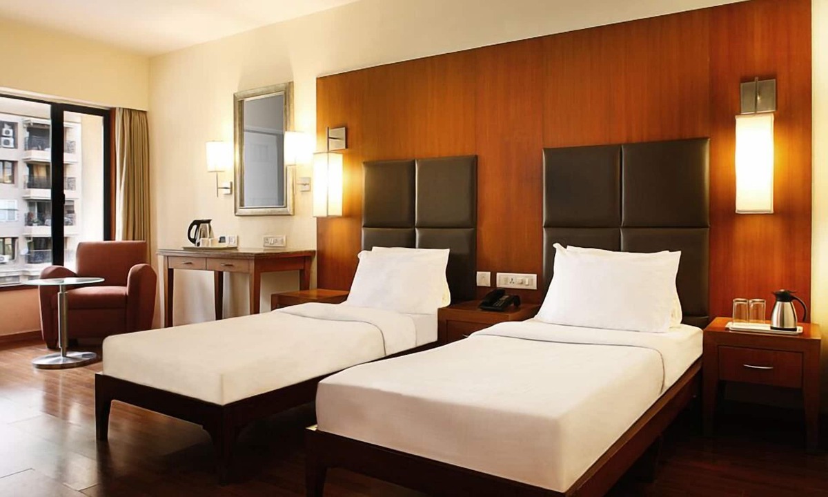Andheri West Hotel | The Classique Club