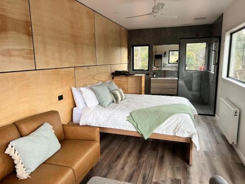 Launceston House | The Humpy