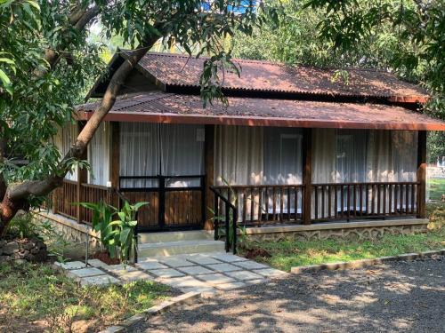 Karjat Villa | The Rising Sun Farm Karjat - Luxury Stays - Couple Friendly