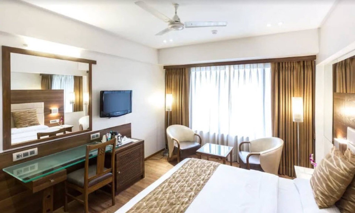 Mumbai Hotel | The Royal Orchid