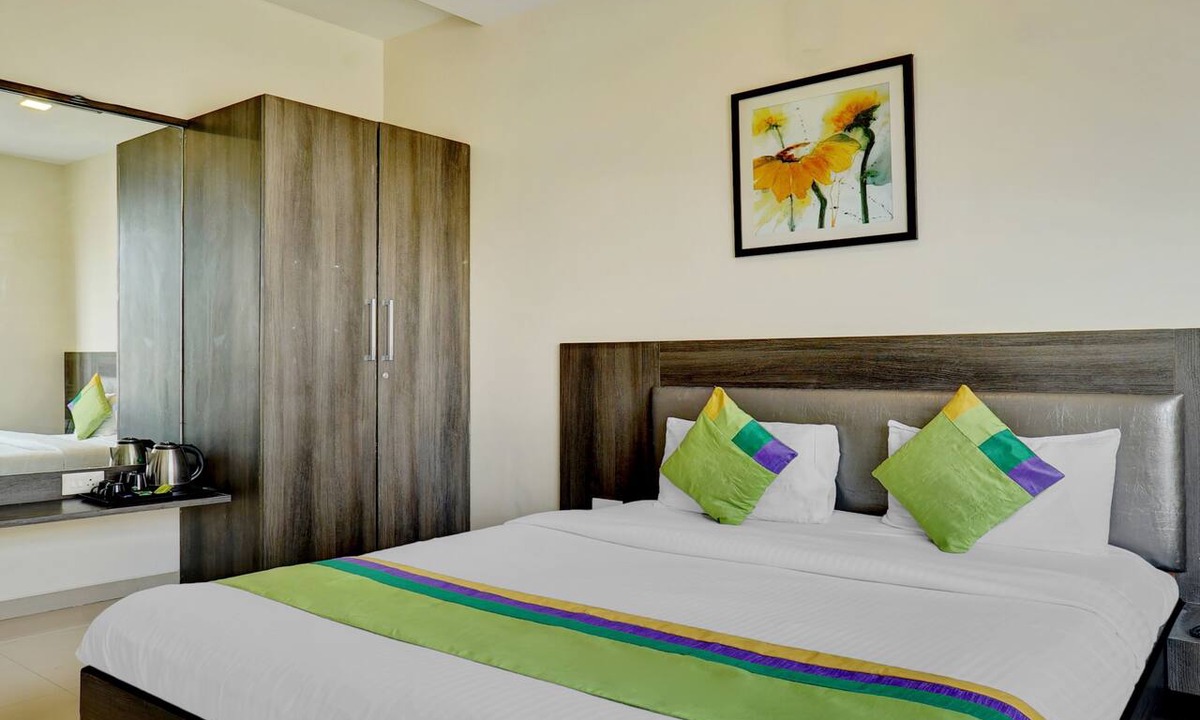 Hadapsar Hotel | Treebo Bhagyashree Executive
