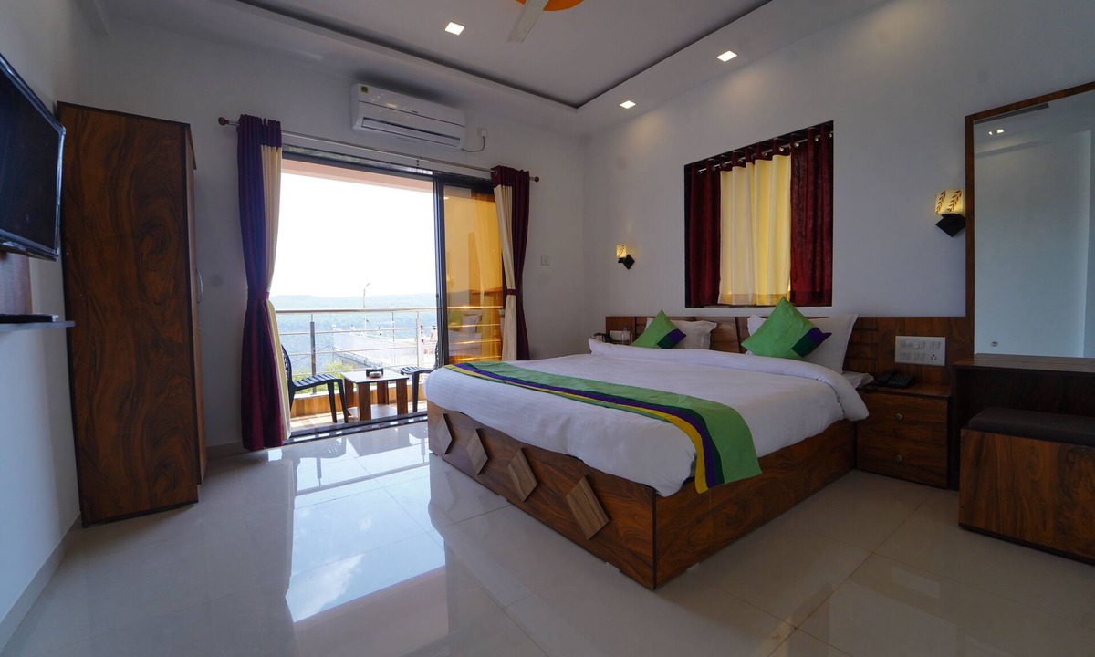 Medha Hotel | Treebo Infinity View Mahabaleswar