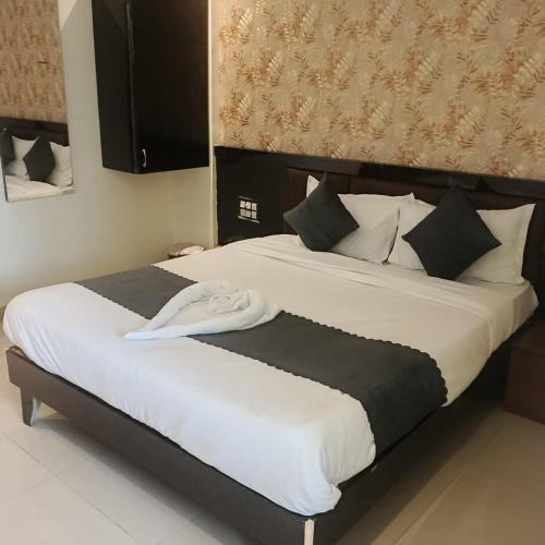 Mahalunge Ingale Hotel | Udupi Grand Lodging and Boarding
