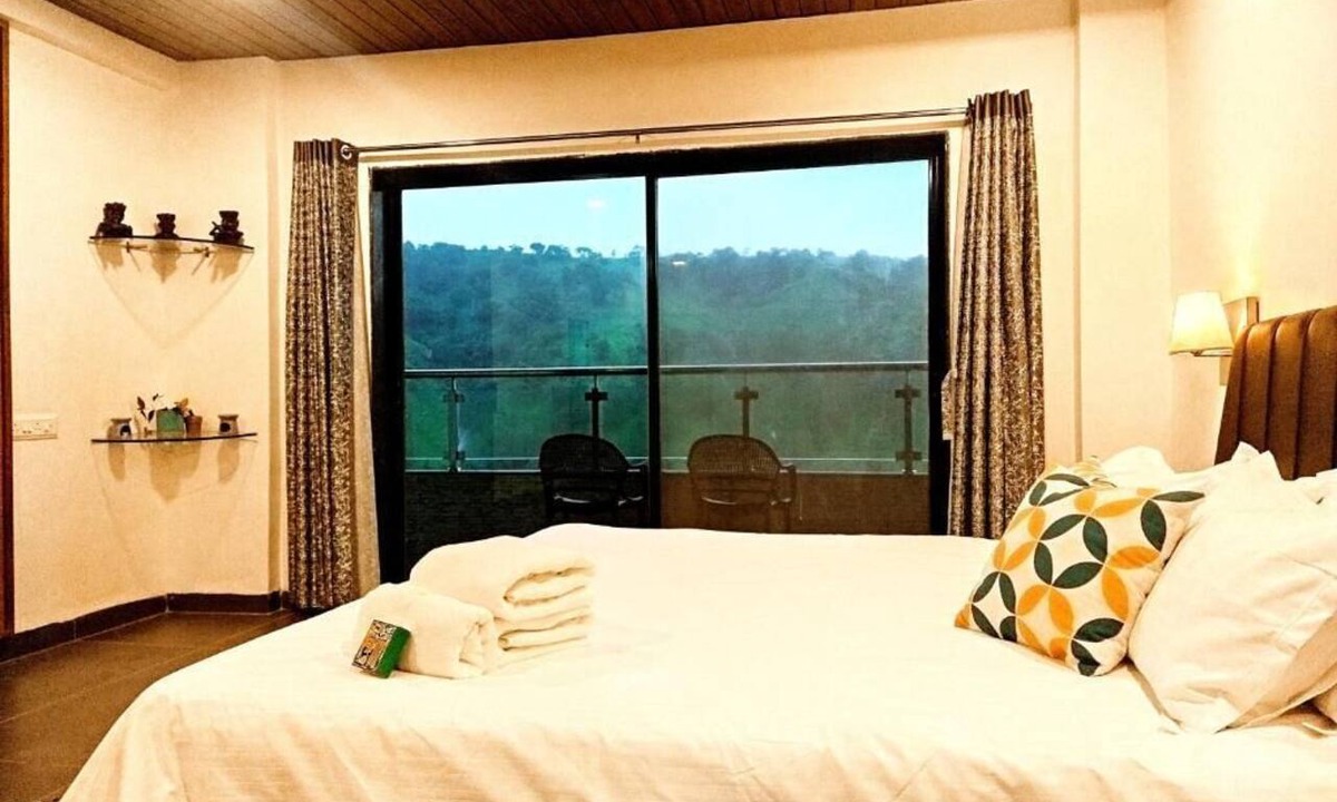 Ambavna Hotel | VANDHAARA LUXURY STAYS