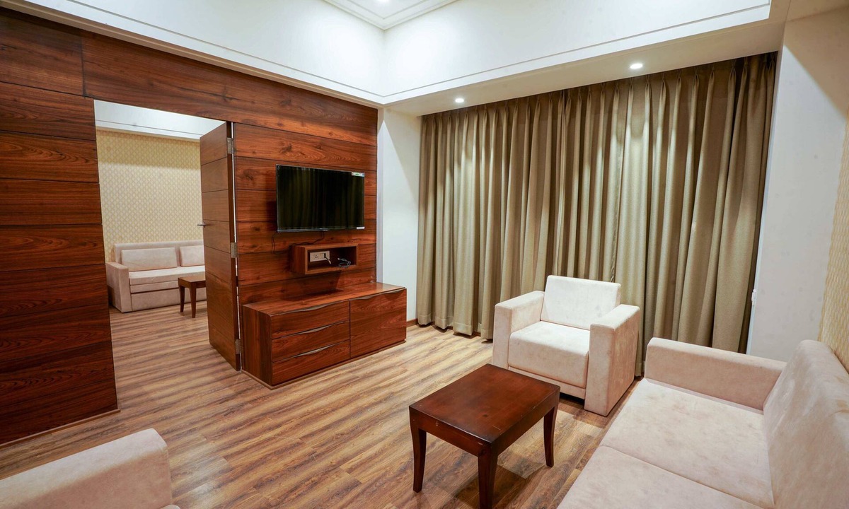 Akola Hotel | VS Imperial