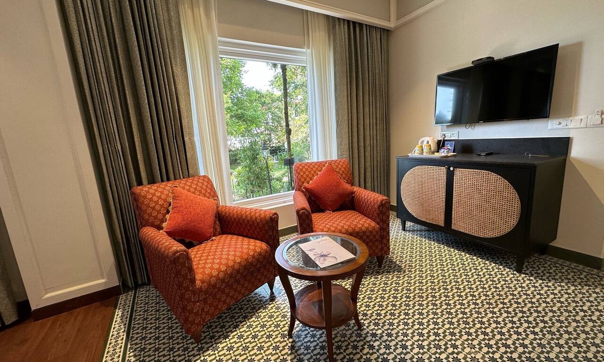 The Mall Road Hotel | WelcomHeritage Kasmanda Palace