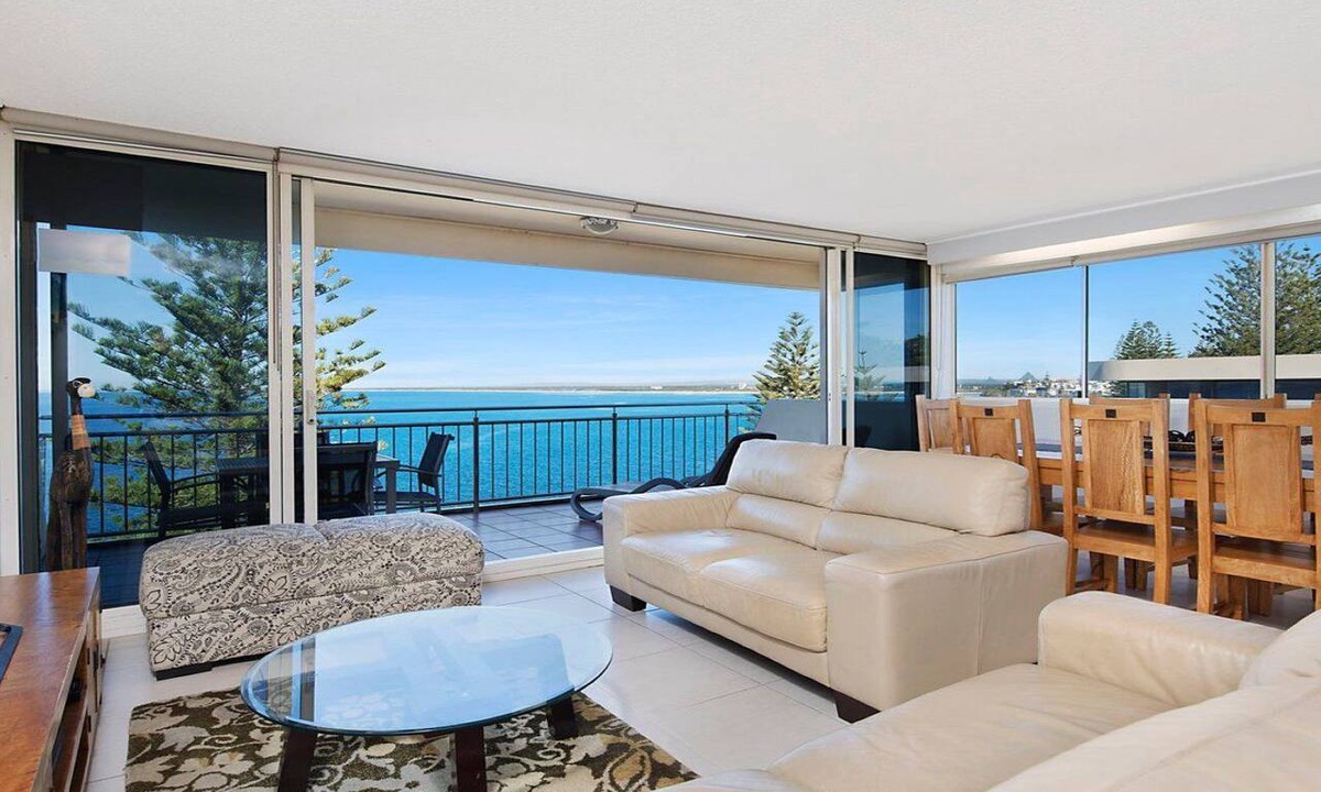 Kings Beach Apartment | Wickham Point Unit 5 Kings Beach QLD