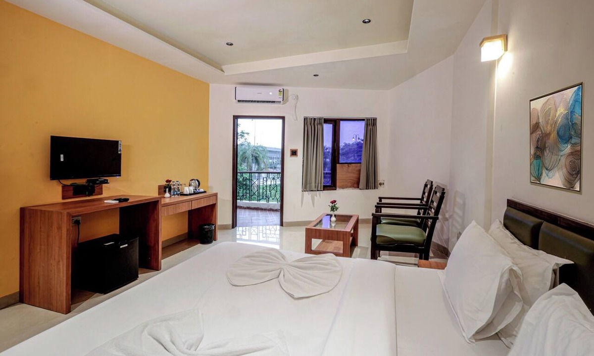 Silvassa Hotel | Yatri Niwas By Hotel Suraj Inn