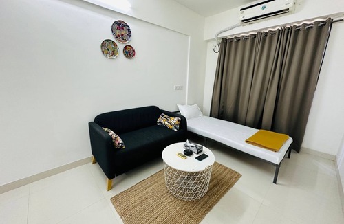 Parel Apartment | 1Br Service apartment 405 Parel by Florastays