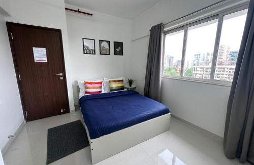 Malad East Apartment | 2BHK Service Apartment In Malad By Florastays