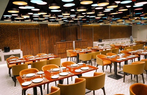 Nagpur Hotel | 39 m² Hotel ∙ 2 guests