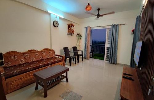 Vengurla Apartment | 5min frm Beach, Luxury Tropical Retreat Apartment
