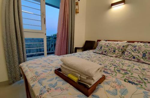 Vengurla Apartment | 5min frm Beach, Luxury Tropical Retreat Apartment