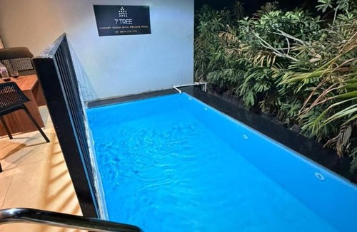 Paud Resort | 7 Tree Resort & Restaurant