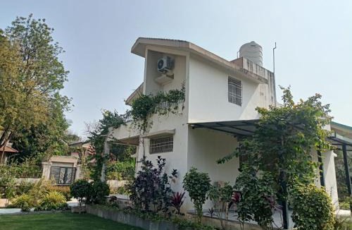 Maliwada Villa | Aadarsh villa