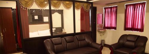 Madurai Hotel | Aakash Residency