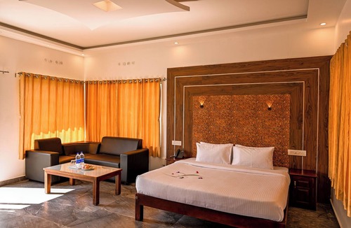 Elappara Resort | Abad Silver Mist