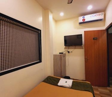 Chakala House | Airport Inn Residency Mumbai