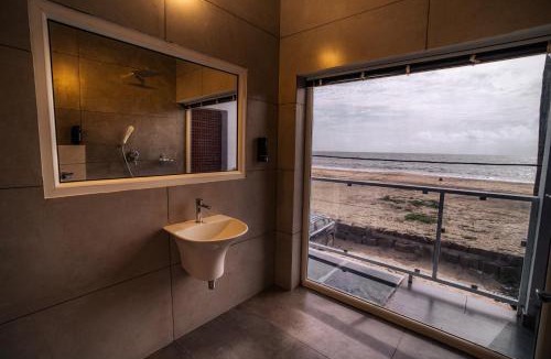 Aryad South Bed & Breakfast | Akoya Beach Villa