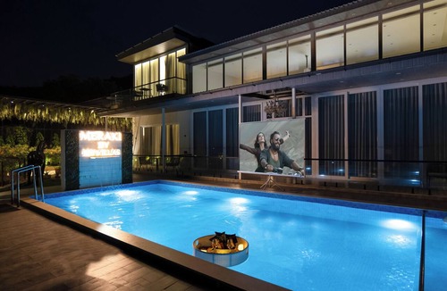 Faridabad Villa | Alaya Stays Parinita Farm 4 BHK Villa