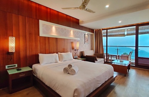Devikolam Hotel | Amber Dale Luxury Hotel & Spa