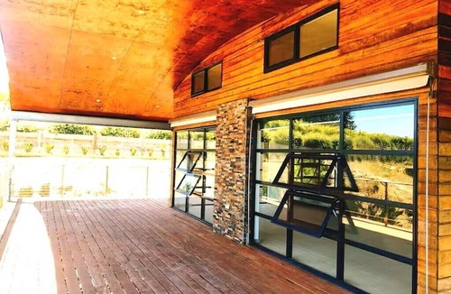 Coldstream House | Badgers Book Winery Mansion - Yarra Valley
