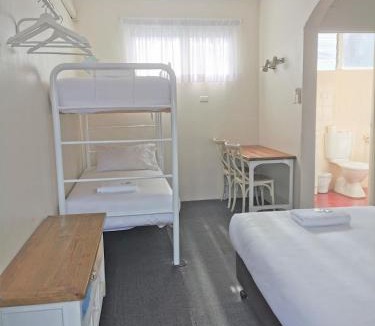 Bathurst Hotel | Bathurst Explorers Motel
