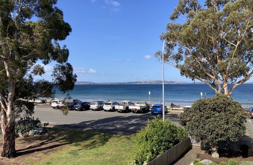 Kingston Beach Apartment | Beachfront accommodation located 20 meters to beach, local restaurants and bars.