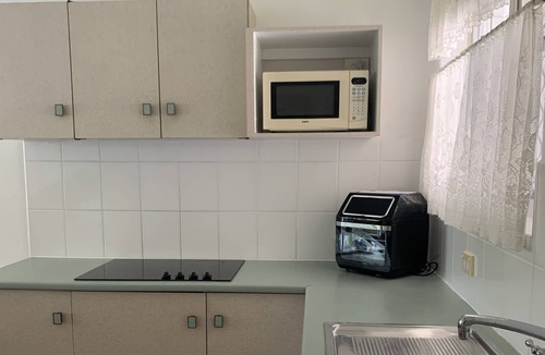 Torquay Apartment | Beachfront at Silver Sands - opposite Shelly Beach in Hervey Bay - Heated Pool