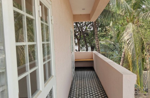 Koregaon Park House | Beautiful 1-bedroom bungalow in pleasant Pune neighborhood