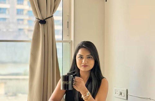Kalina Apartment | Blush Boulevard 2BHK near BKC/Jio/Gym Access