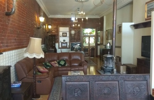 Boulder House | Boulder Lodge a step back in time